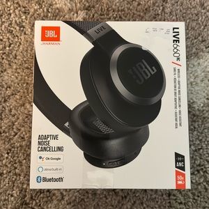 JBL Live 660NC - Wireless Over-Ear Noise Cancelling Headphones